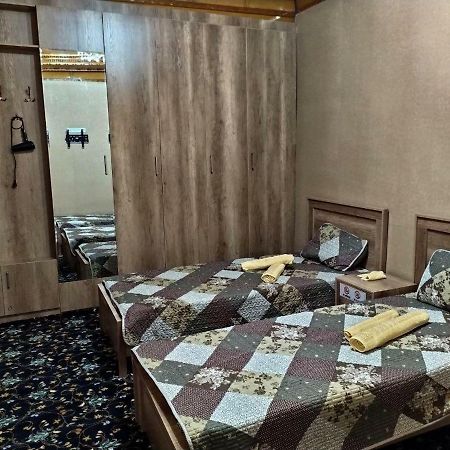 Uvaysiy Family Guest House Marghilon Buitenkant foto