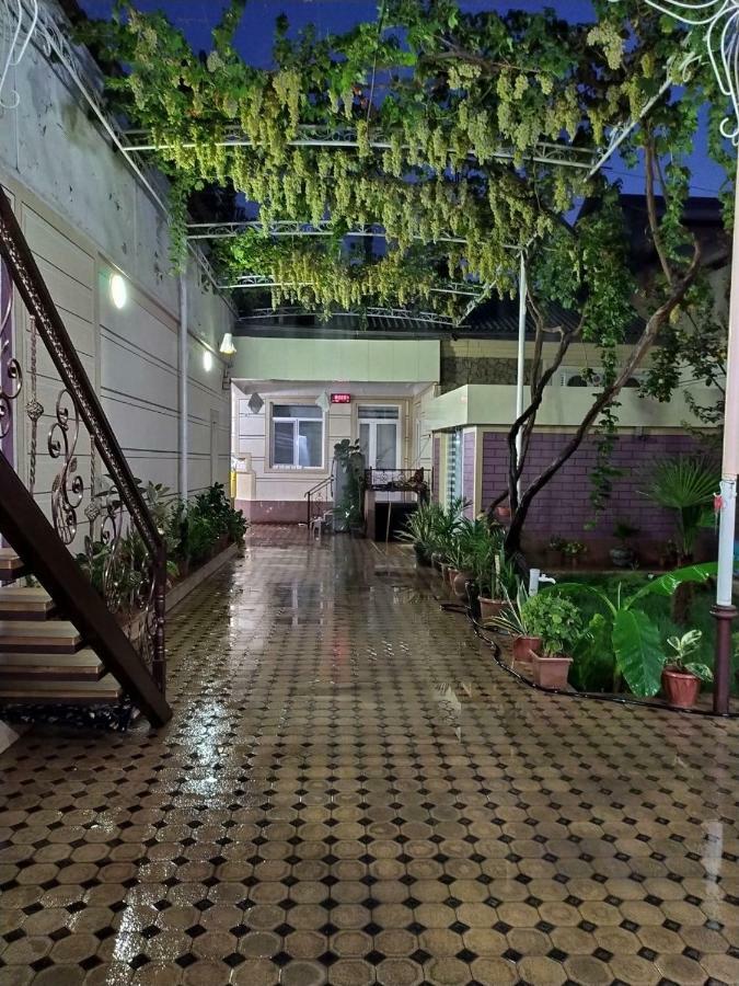Uvaysiy Family Guest House Marghilon Buitenkant foto