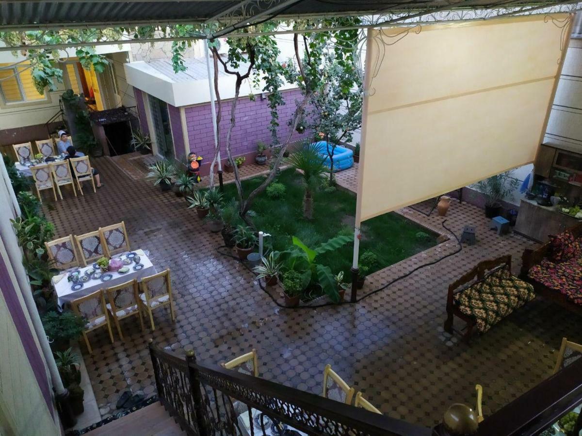 Uvaysiy Family Guest House Marghilon Buitenkant foto