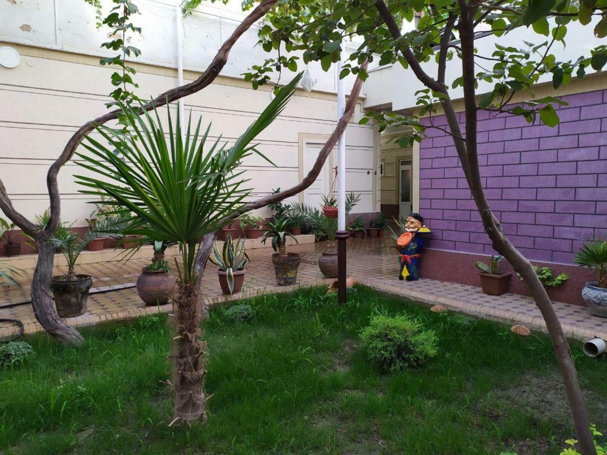 Uvaysiy Family Guest House Marghilon Buitenkant foto